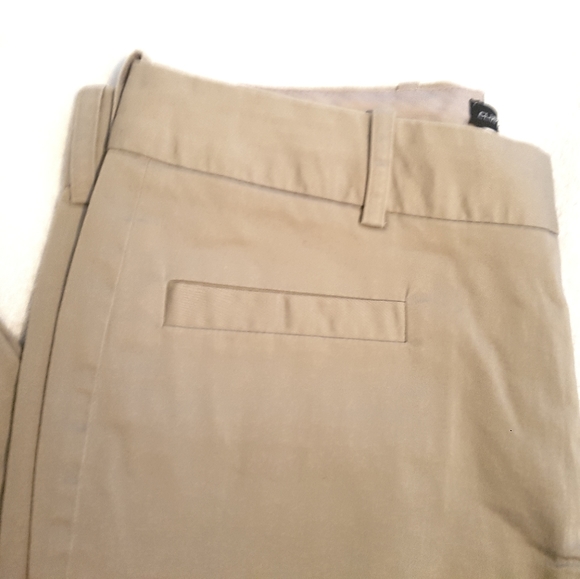 Club Monaco Ladies khaki pants - Picture 3 of 5
